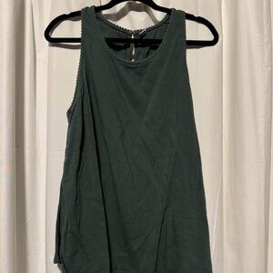 Old Navy tank XL